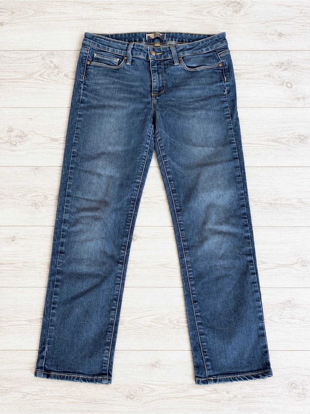 PAIGE Jeans Roxie Capri Cropped Jeans